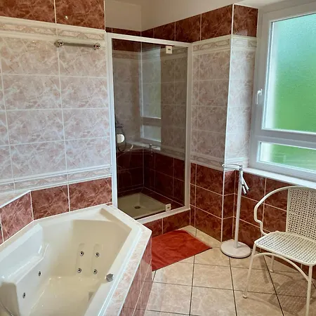 Aux De L'etang - Bergheim Nocleg ze śniadaniem 3*